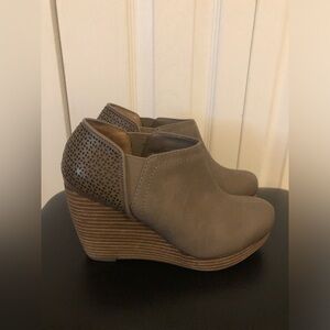 Dr Scholls Taupe Ankle Boots